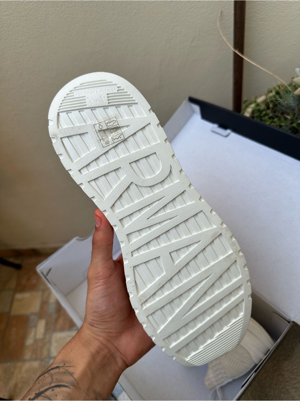Armani Exchange Sneakers - Picture 2 of 5